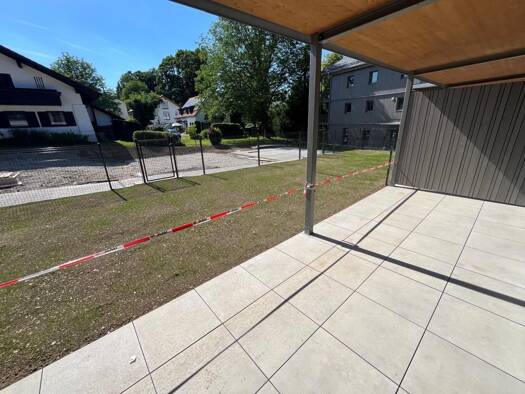 Wohnung zum Kauf - Neubau provisionsfrei 362.800 € 2 Zimmer 60,7 m² frei ab 01.10.2026 Tittmoninger Straße Laufen Laufen 83410