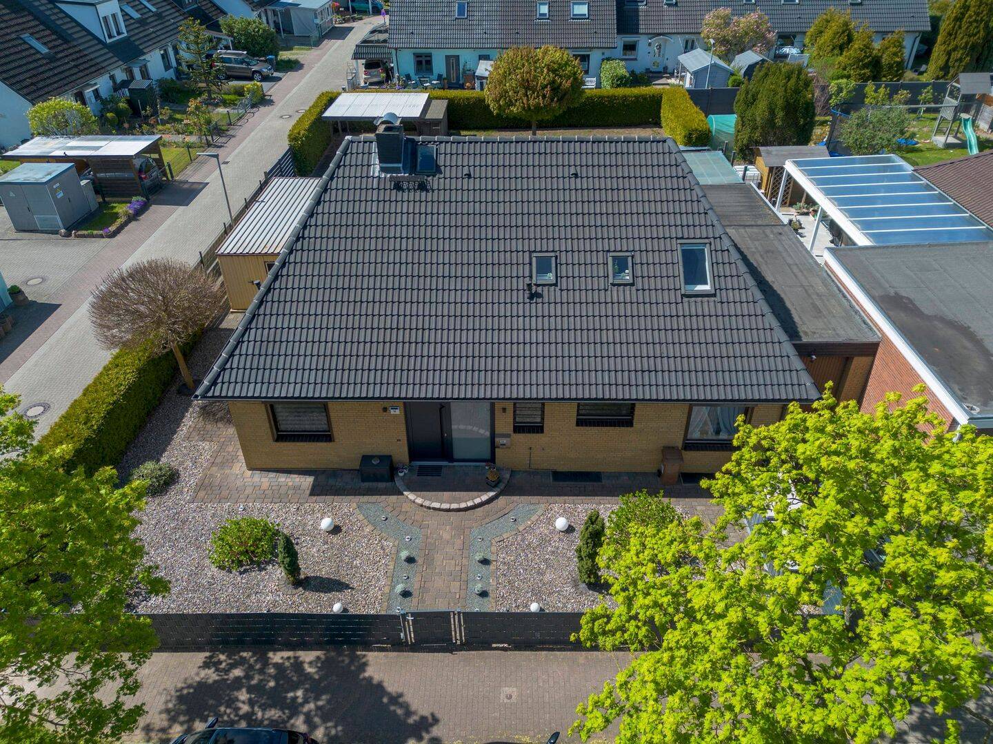 Einfamilienhaus zum Kauf - Ansicht 2