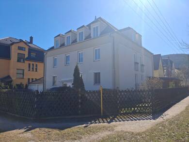 Wohnung zum Kauf als Kapitalanlage geeignet 115.000 € 3 Zimmer 59,8 m² Pestalozzistraße 15 Bad Blankenburg Bad Blankenburg 07422