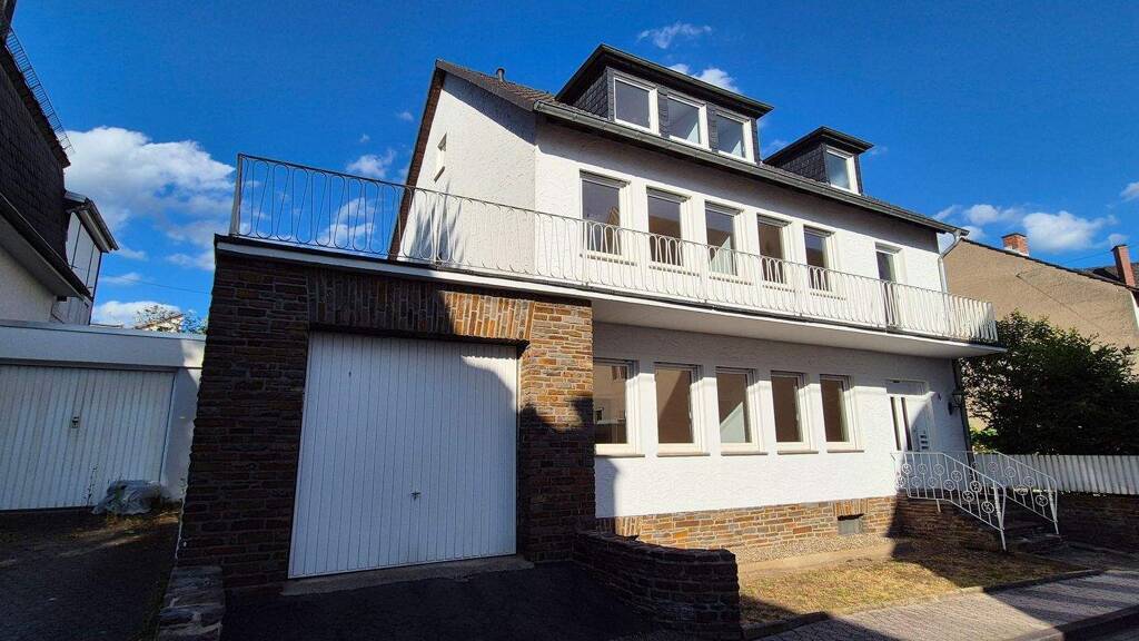 Mehrfamilienhaus zum Kauf als Kapitalanlage geeignet 614.000 € 9 Zimmer 211 m² 354 m² Grundstück Vallendar 56179