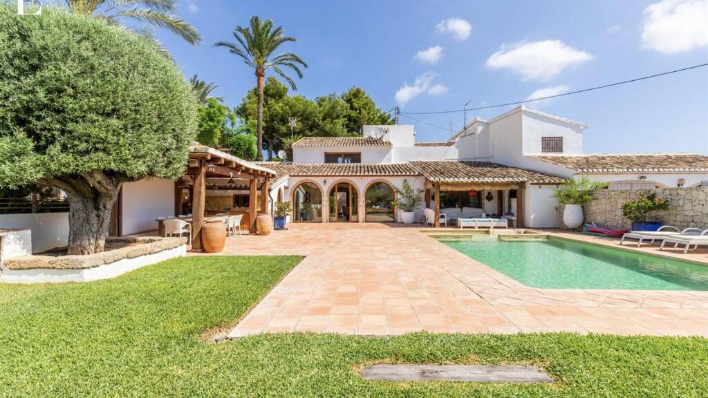 Haus zum Kauf 1.395.000 € 348 m² 2.456 m² Grundstück Jávea (Xabia) 03730
