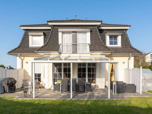 Einfamilienhaus zum Kauf 915.000 € 13 Zimmer 182 m² 999 m² Grundstück Auf Rubersberg 17 Wellen 54441
