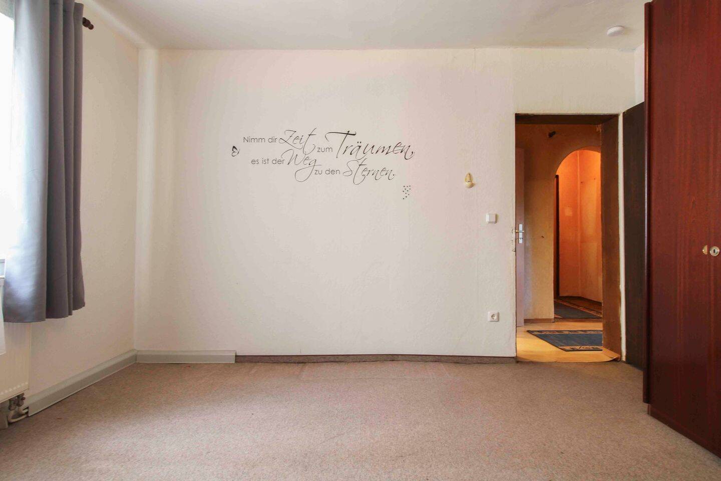 Immobilie in Hausen - Sanierungsbedürftiges Zweifamilienhaus mit Ausbaupotenzial in ruhiger Lage von Wimmelbach - Bild 4