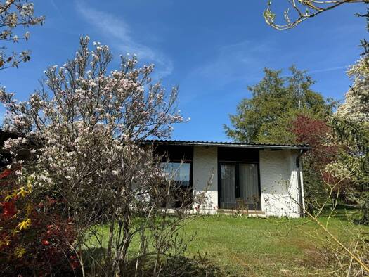 Bungalow zum Kauf 375.000 € 7 Zimmer 151 m² 1.137 m² Grundstück Selbitz 95152