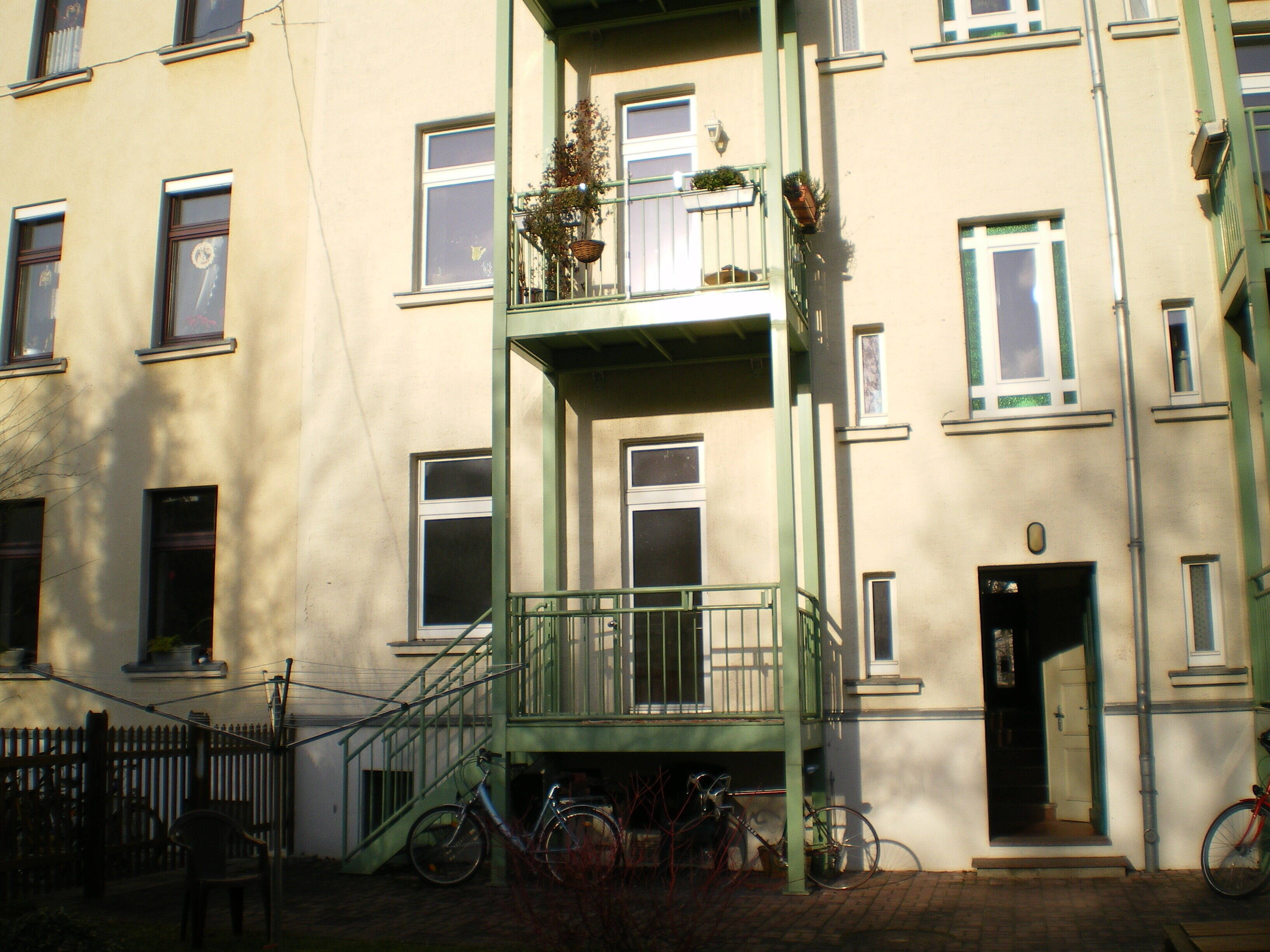 Property thumbnail 3