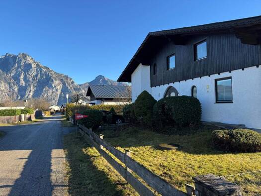 Einfamilienhaus zum Kauf 680.000 € 6,5 Zimmer 180 m² 813 m² Grundstück Traunkirchen 4801