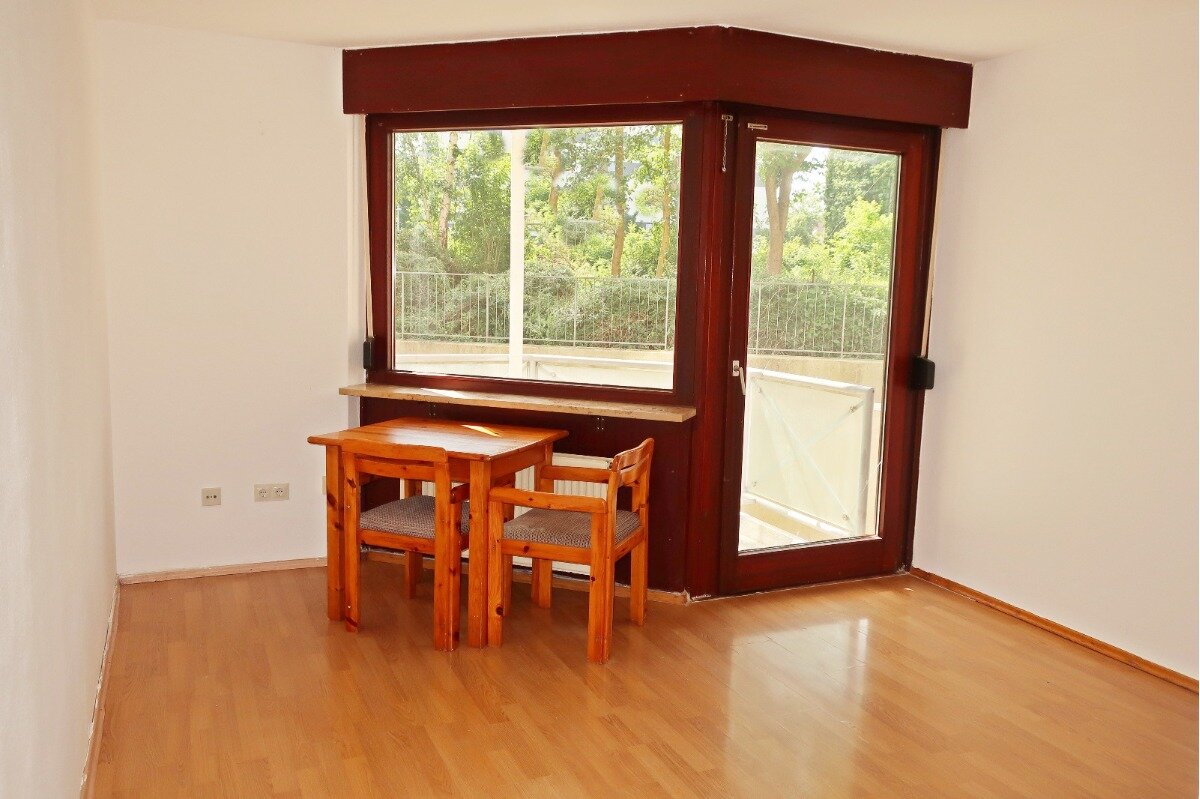 Wohnung zum Kauf 81.000 € 1 Zimmer 23,5 m²<br/>Wohnfläche Adlkofen Regensburg 93053