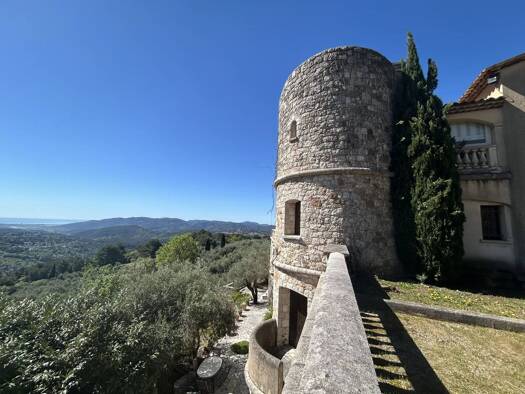 Einfamilienhaus zum Kauf 5.000.000 € 907,4 m² 30.957 m² Grundstück Centre Ville Nord Grasse 06130
