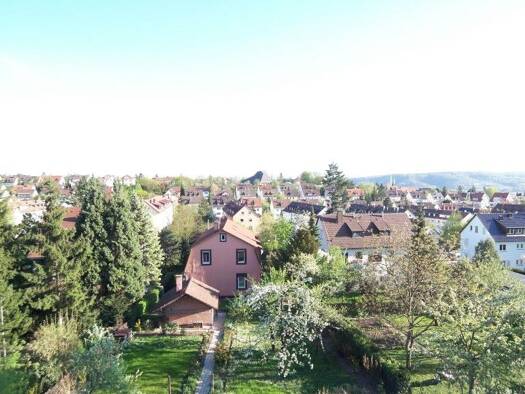 Wohnung zur Miete 1.100 € 3,5 Zimmer 82 m² Bad Cannstatt Stuttgart 70374