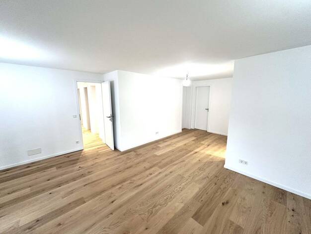 Wohnung zum Kauf provisionsfrei 499.000 € 5,5 Zimmer 124 m² 1. Geschoss Kastenackerweg 10 Sulzgries Esslingen am Neckar 73733
