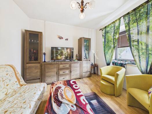 Reihenmittelhaus zum Kauf 172.000 € 6 Zimmer 155 m² Grundstück Fuzine 51322