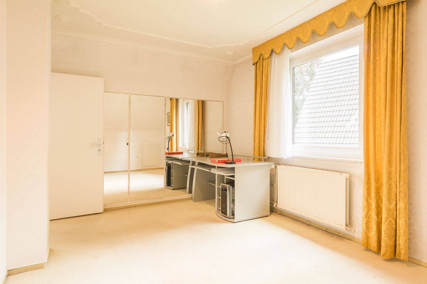 Property thumbnail 9