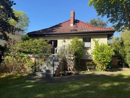 Einfamilienhaus zum Kauf 490.000 € 5 Zimmer 105,5 m² 1.011 m² Grundstück Adlershof Treptow-Köpenick 12489