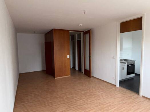 Wohnung zur Miete 491 € 1 Zimmer 35 m² 3. Geschoss frei ab 02.11.2026 Bessemerstraße 51 Herrnhütte Nürnberg 90411