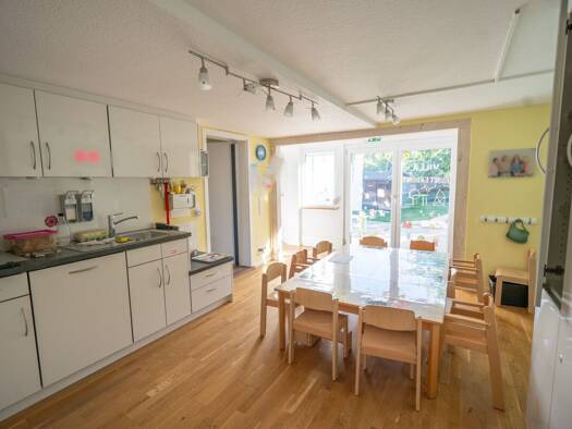 Mehrfamilienhaus zum Kauf 365.000 € 6 Zimmer 117 m² 359 m² Grundstück Gönningen Reutlingen 72770