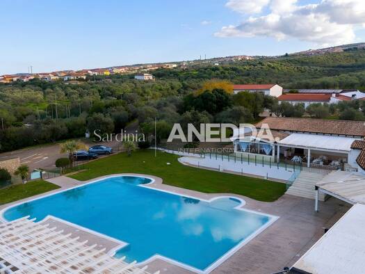 Herrenhaus zum Kauf 2.650.000 € 30 Zimmer 2.850 m² 50.000 m² Grundstück Unnamed Road Sassari 07100