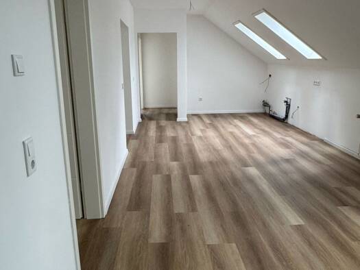 Wohnung zur Miete 930 € 3 Zimmer 93 m² Geschoss 3/3 frei ab sofort Lipperreihe Oerlinghausen 33813