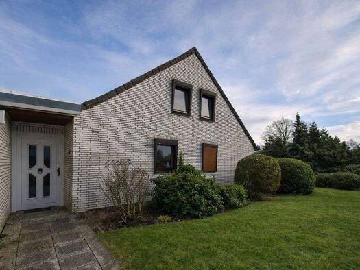 Doppelhaushälfte zum Kauf 320.000 € 3 Zimmer 160 m² 995 m² Grundstück Wilhelmsburg Hamburg 21109