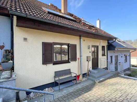 Reihenmittelhaus zum Kauf 399.000 € 4 Zimmer 124 m² 263 m² Grundstück Greding Greding 91171