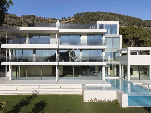 Haus zum Kauf 20.000.000 € 1.148 m² 2.029 m² Grundstück Barcelona 08034