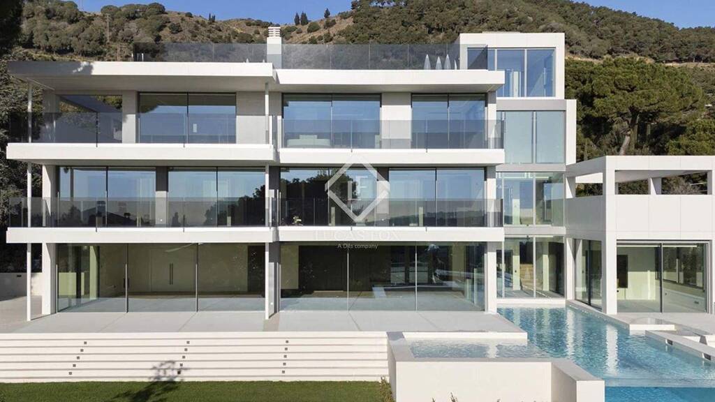 Haus zum Kauf 20.000.000 € 1.148 m² 2.029 m² Grundstück Barcelona 08034