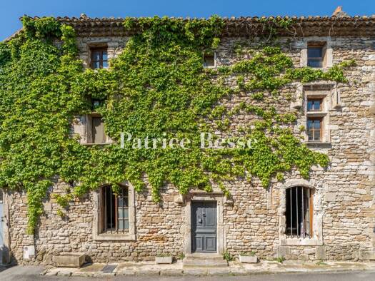 Einfamilienhaus zum Kauf 530.000 € 5 Zimmer 340 m² 749 m² Grundstück Grignan 26230