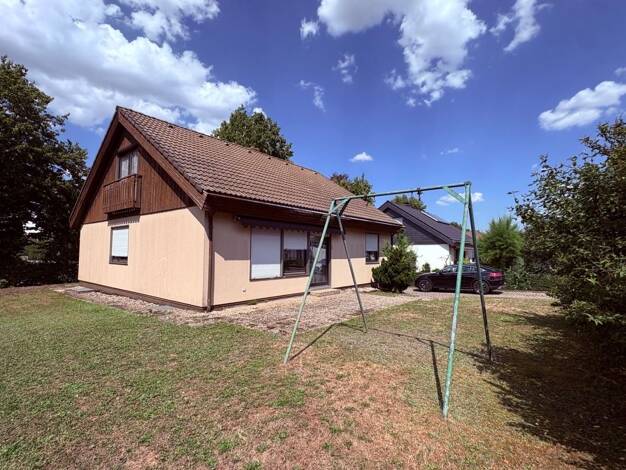 Haus zum Kauf 435.000 € 5 Zimmer 127 m² 464 m² Grundstück frei ab 01.09.2026 Nufringen 71154