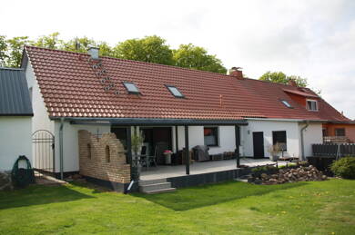 Doppelhaushälfte zum Kauf 325.000 € 4 Zimmer 106 m² 3.358 m² Grundstück Klein Lunow Walkendorf 17179