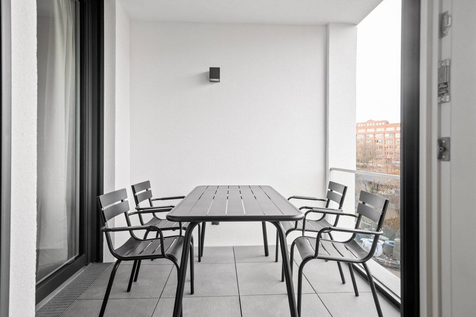 Property thumbnail 6