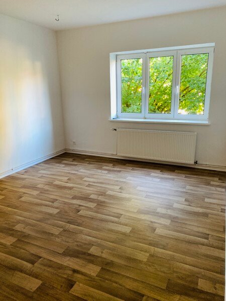 Wohnung zur Miete 419,20 € 3 Zimmer 66,5 m²<br/>Wohnfläche 04.12.2024<br/>Verfügbarkeit Olvenstedter Chaussee 1 Olvenstedter Platz Magdeburg 39108