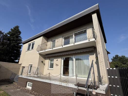 Mehrfamilienhaus zum Kauf 395.000 € 8 Zimmer 297 m² 1.246 m² Grundstück Nordsehl 31717