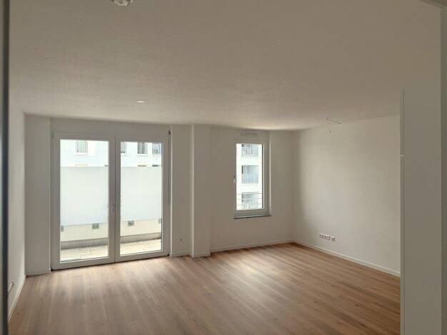 Wohnung zur Miete 779 € 1,5 Zimmer 50,4 m² 4. Geschoss frei ab 22.07.2026 Von-Hünefeld-Straße 20+22 Stadtmitte Neu-Ulm 89231
