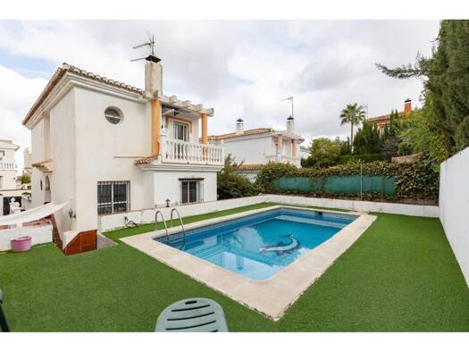 Chalet zum Kauf 279.000 € 4 Zimmer 176 m² 296 m² Grundstück La Zubia 18140