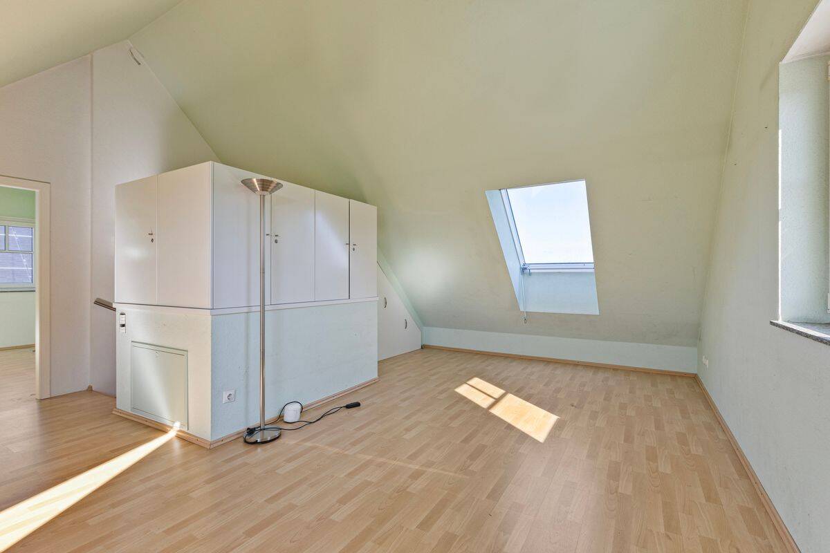 Property thumbnail 10