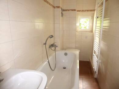 Wohnung zur Miete 248 € 2 Zimmer 40 m² 1. Geschoss frei ab sofort Heinrich-Heine-Str. 9 Unterwellenborn Unterwellenborn 07333