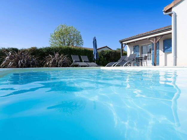 Villa zum Kauf 197.500 € 5 Zimmer 104 m² 840 m² Grundstück frei ab sofort Le Bourg Est 17 LES FORGES 79340