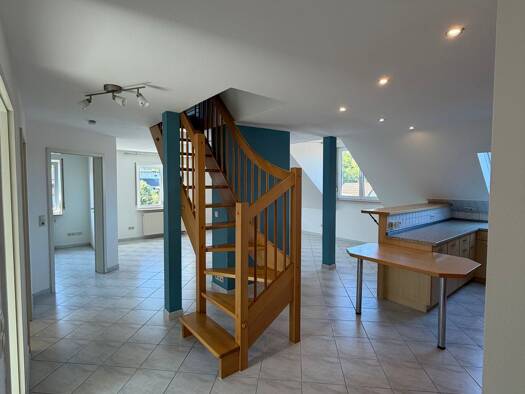 Wohnung zur Miete 700 € 2 Zimmer 71 m² Geschoss 2/3 frei ab sofort Bussardweg 2 Iptingen Wiernsheim 75446