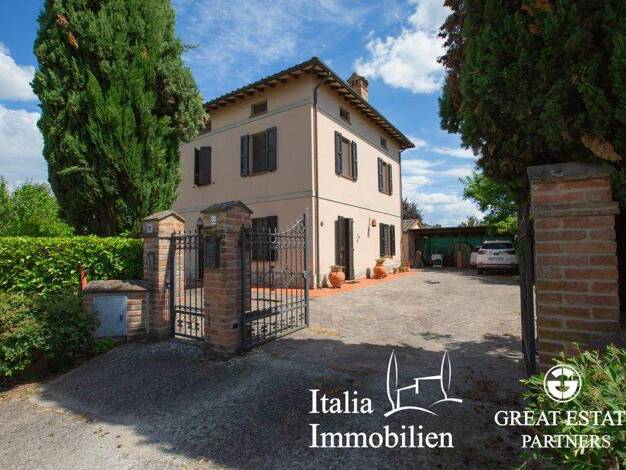 Villa zum Kauf 290.000 € 10 Zimmer 250 m² 1.000 m² Grundstück Castiglione Del Lago 06061