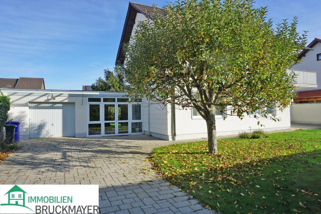 Mehrfamilienhaus zum Kauf 549.000 € 9 Zimmer 180,8 m²<br/>Wohnfläche 752 m²<br/>Grundstück Altötting Altötting 84503