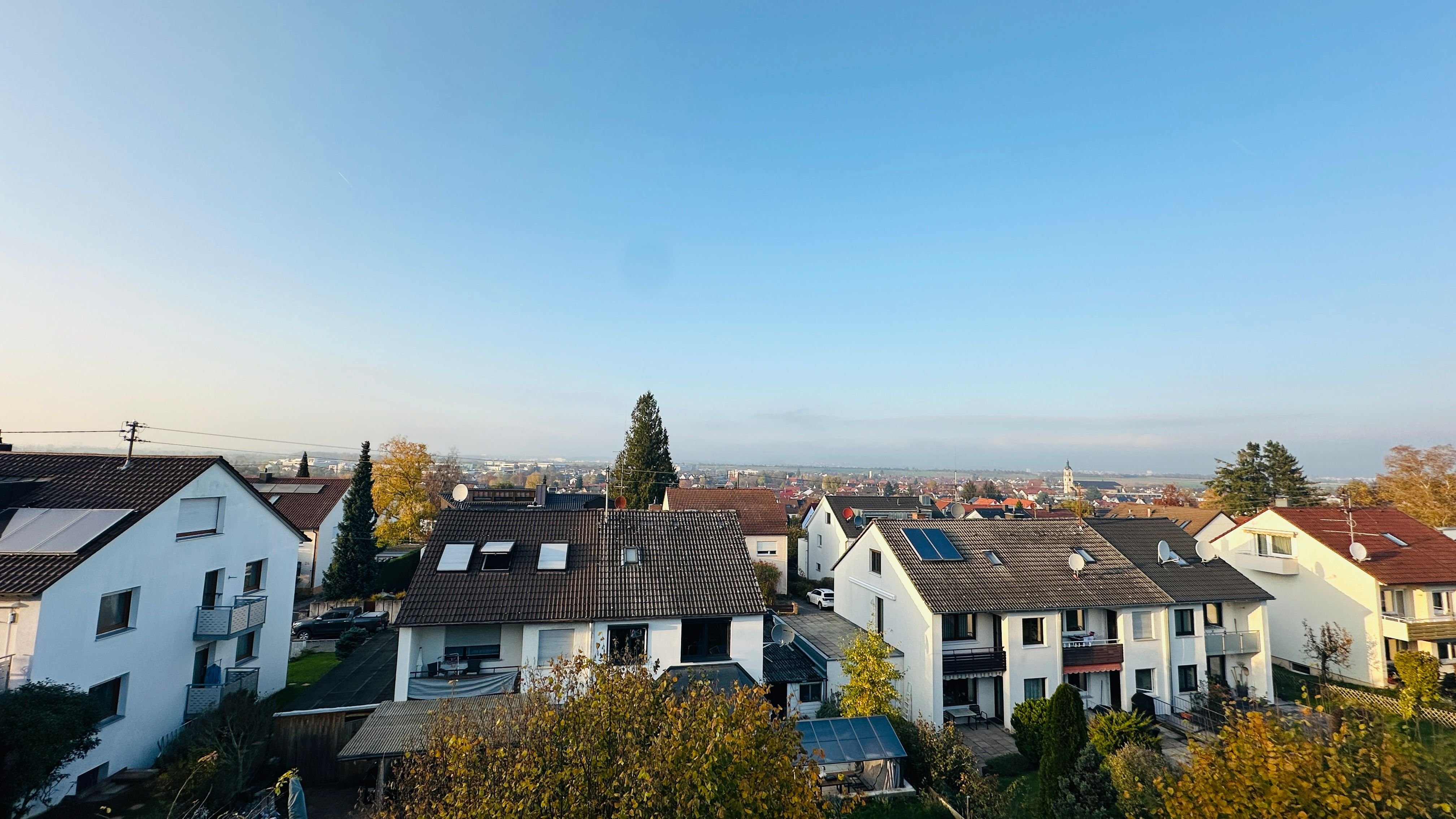 Einfamilienhaus zum Kauf 680.000 € 8 Zimmer 170,5 m²<br/>Wohnfläche 591 m²<br/>Grundstück Neuhausen auf den Fildern 73765