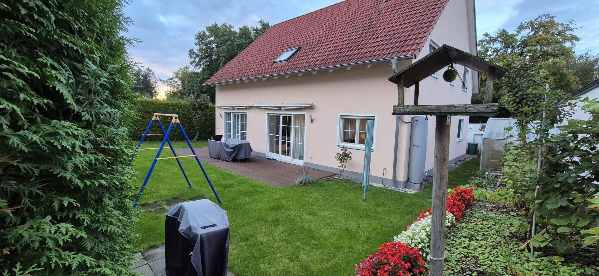 Mehrfamilienhaus zum Kauf provisionsfrei 799.000 € 7 Zimmer 200 m²<br/>Wohnfläche 625 m²<br/>Grundstück Oberbernbach Aichach / Oberbernbach 86551