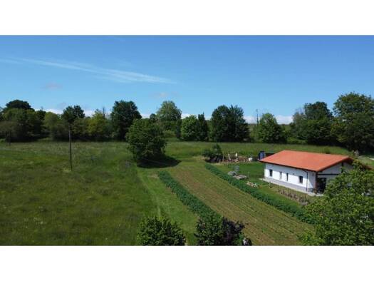 Wohn- und Gewerbegrundstück zum Kauf 54.900 € LA PASERA 0 Nava 33520