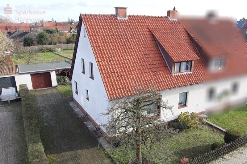 Doppelhaushälfte zum Kauf 155.000 € 5,5 Zimmer 110 m²<br/>Wohnfläche 791 m²<br/>Grundstück Hänigsen Uetze 31311