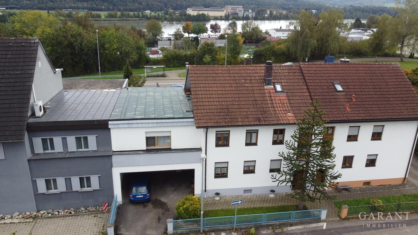 Mehrfamilienhaus zum Kauf 529.000 € 10 Zimmer 210 m²<br/>Wohnfläche 520 m²<br/>Grundstück Waldshut Waldshut-Tiengen 79761