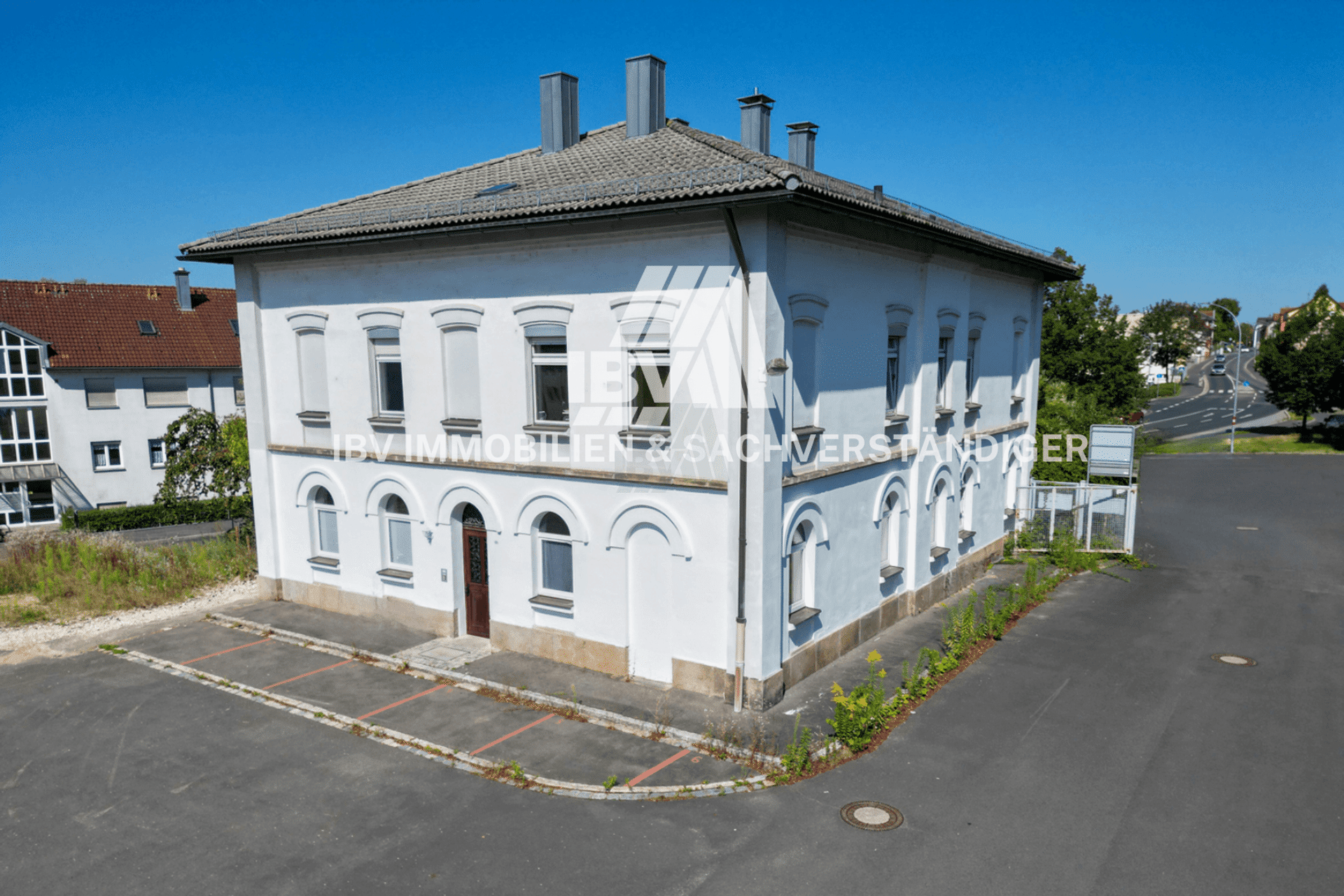 Mehrfamilienhaus zum Kauf 495.000 € 7 Zimmer 302 m²<br/>Wohnfläche 655 m²<br/>Grundstück Schlachthof Amberg 92224