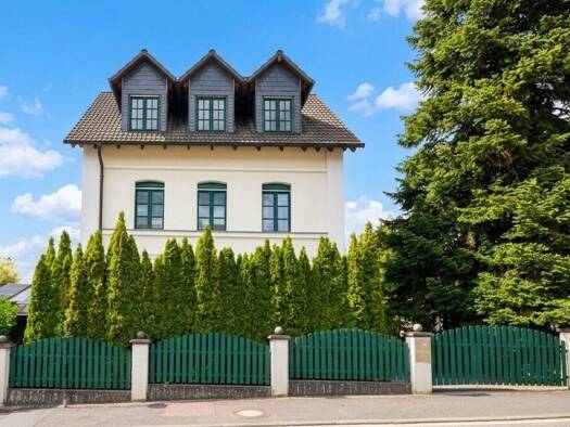 Einfamilienhaus zum Kauf 590.000 € 4 Zimmer 150 m² 807 m² Grundstück Schwickershausen Bad Camberg 65520