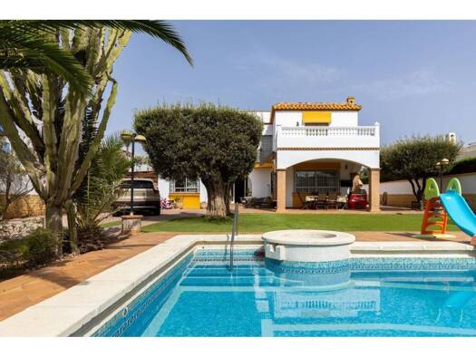 Chalet zum Kauf 699.000 € 6 Zimmer 361 m² Calle Alondra, 2 0 Roquetas de Mar 04740