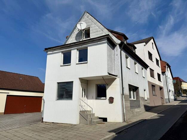 Einfamilienhaus zum Kauf provisionsfrei 99.000 € 6 Zimmer 126 m² 72 m² Grundstück Pezoldstr. 26 Gößweinstein 91327