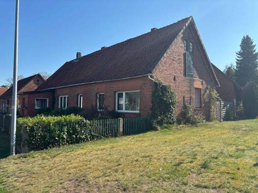 Einfamilienhaus zum Kauf 110.000 € 8 Zimmer 140 m² 2.096 m² Grundstück Eystrup 27324