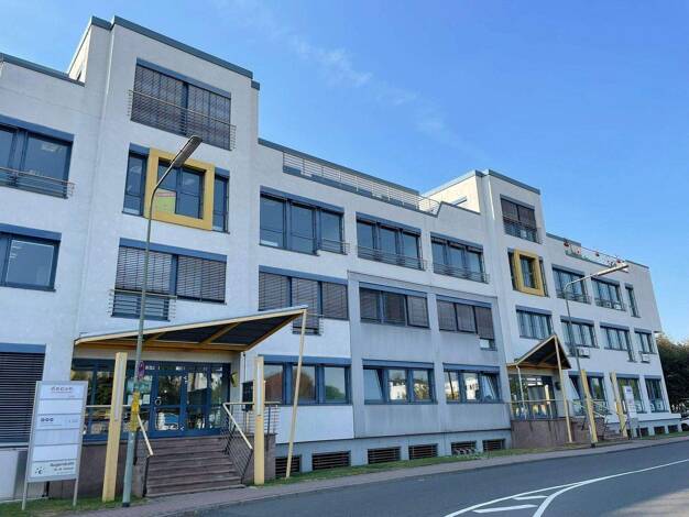 Bürofläche zur Miete provisionsfrei 300 € 20 m² Bürofläche Berner Str. 71 Nieder-Eschbach Frankfurt - Nieder-Eschbach 60437